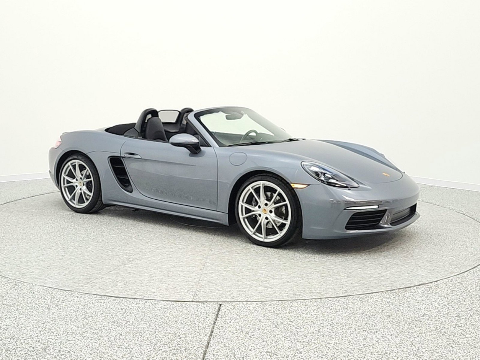 Used 2025 Porsche 718 Boxster w/ Premium Package image 3