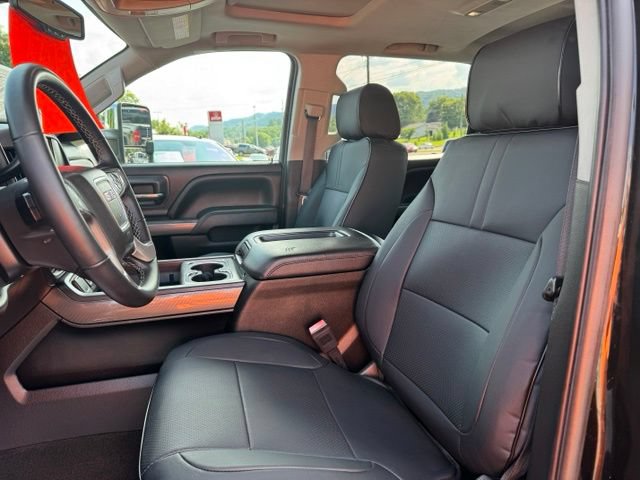 Used 2015 GMC Sierra 2500 SLT w/ Duramax Plus Package AWD/4WD image 10