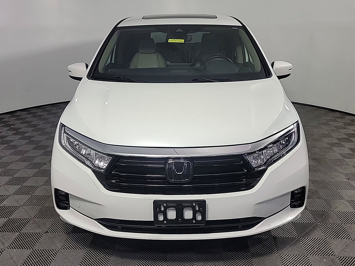 Certified 2022 Honda Odyssey Touring image 13