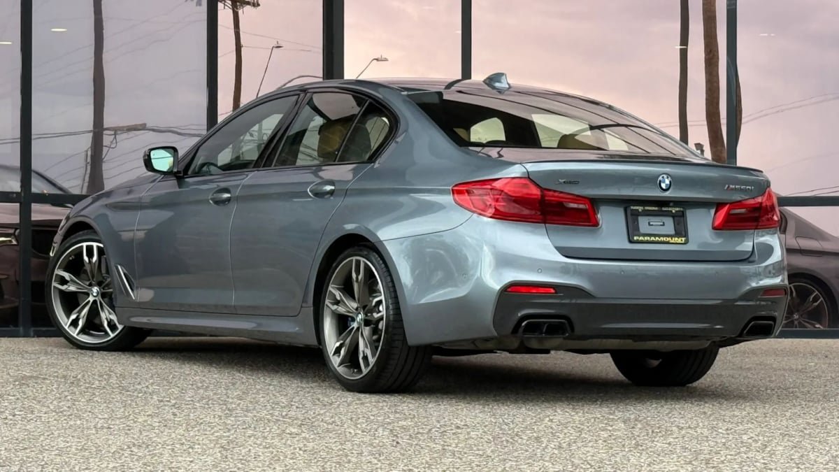 Used 2020 BMW M550i xDrive w/ Executive Package AWD/4WD image 7