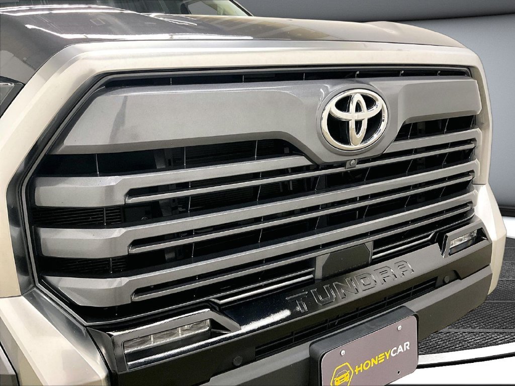 Used 2023 Toyota Tundra Limited AWD/4WD image 32