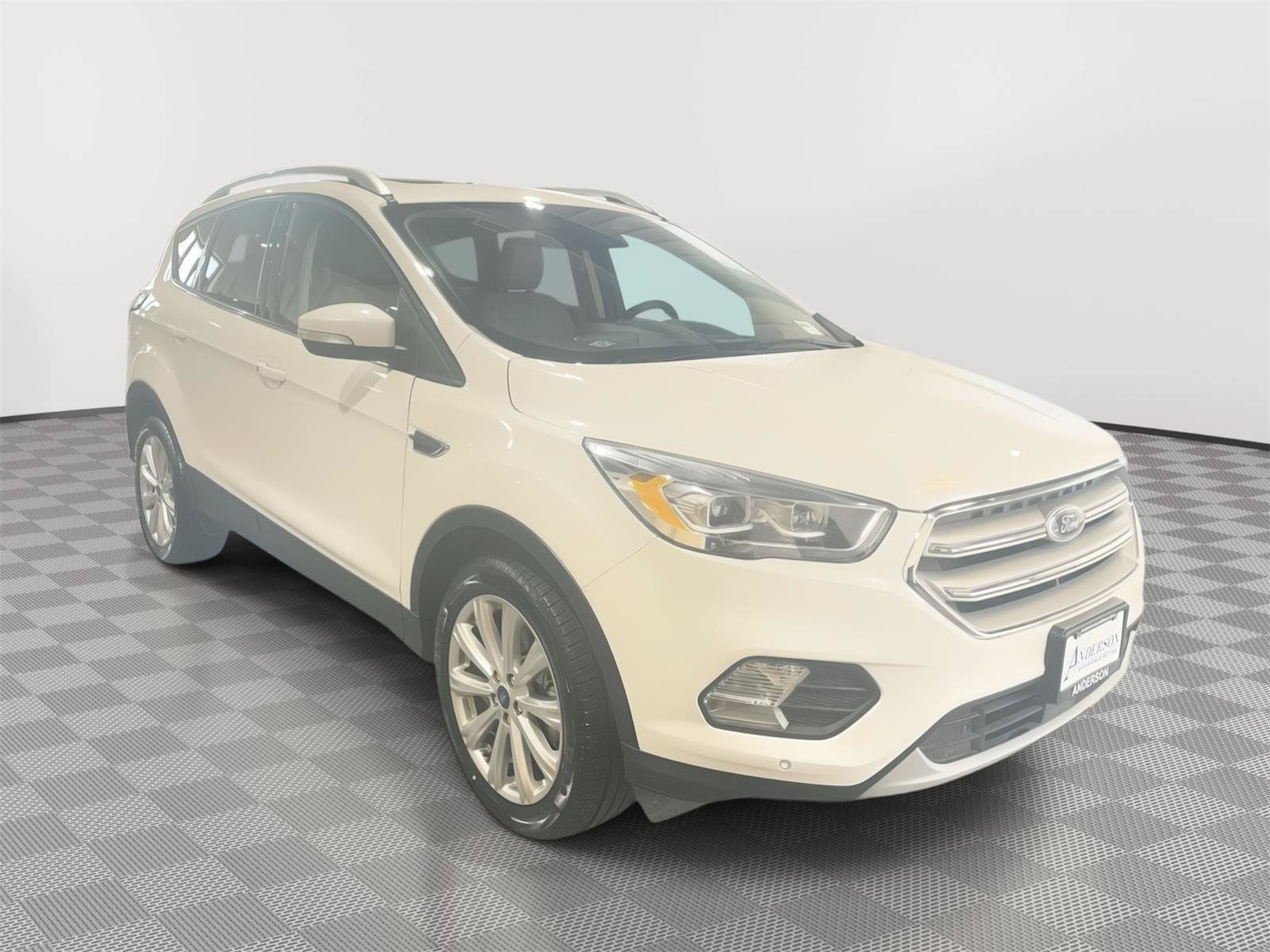 Used 2018 Ford Escape Titanium w/ Ford Safe & Smart Package AWD/4WD image 5