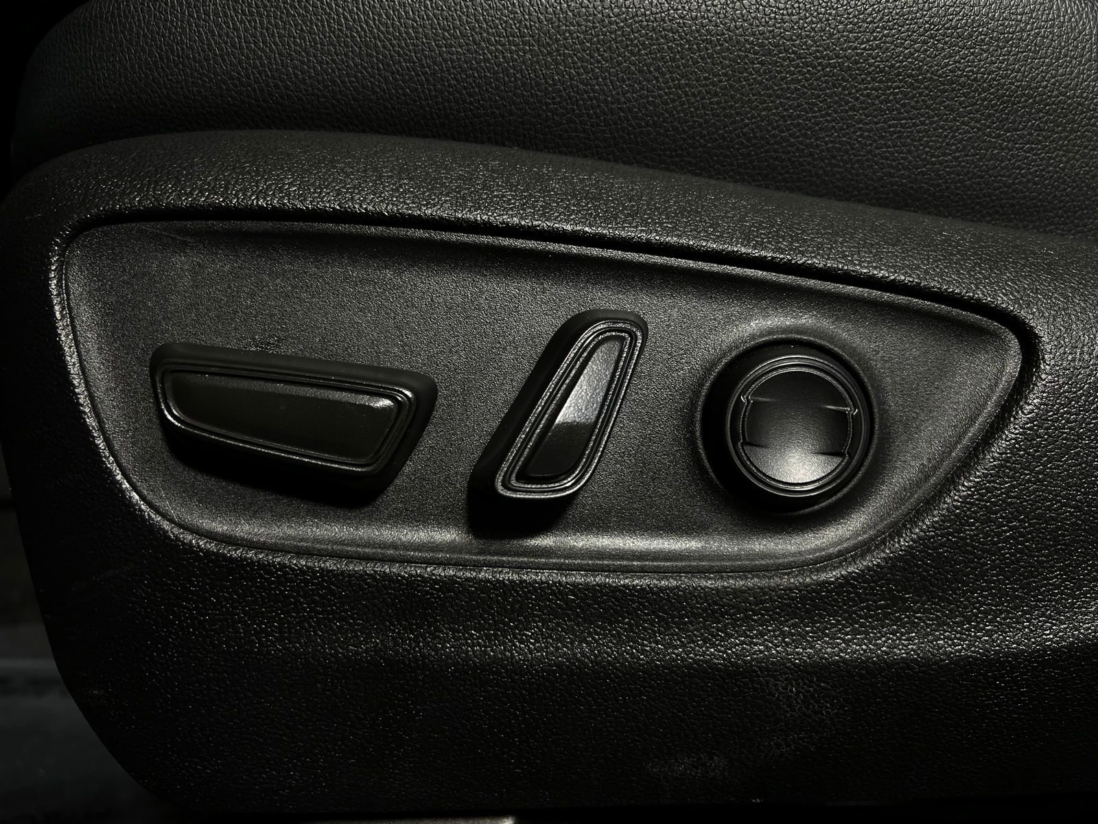 Certified 2025 Toyota Grand Highlander AWD image 14