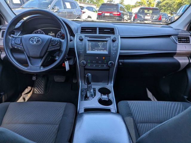 Used 2016 Toyota Camry LE FWD image 14