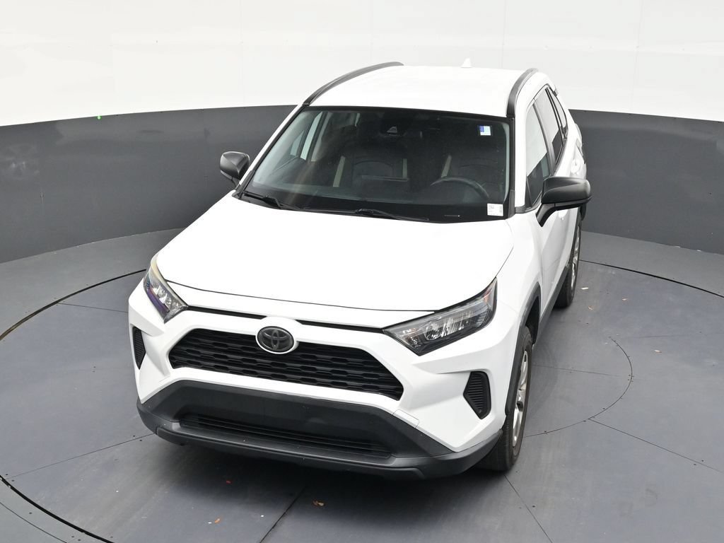 Used 2020 Toyota RAV4 LE FWD image 19
