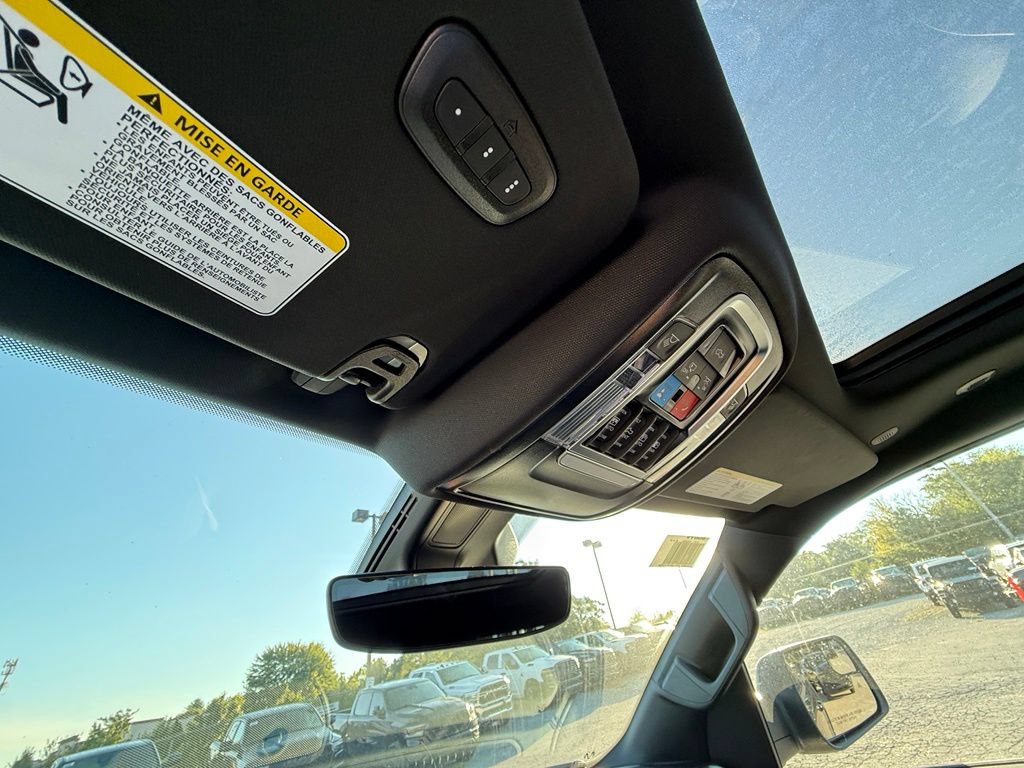 New 2027 RAM 1500 Laramie w/ Night Edition AWD/4WD image 25