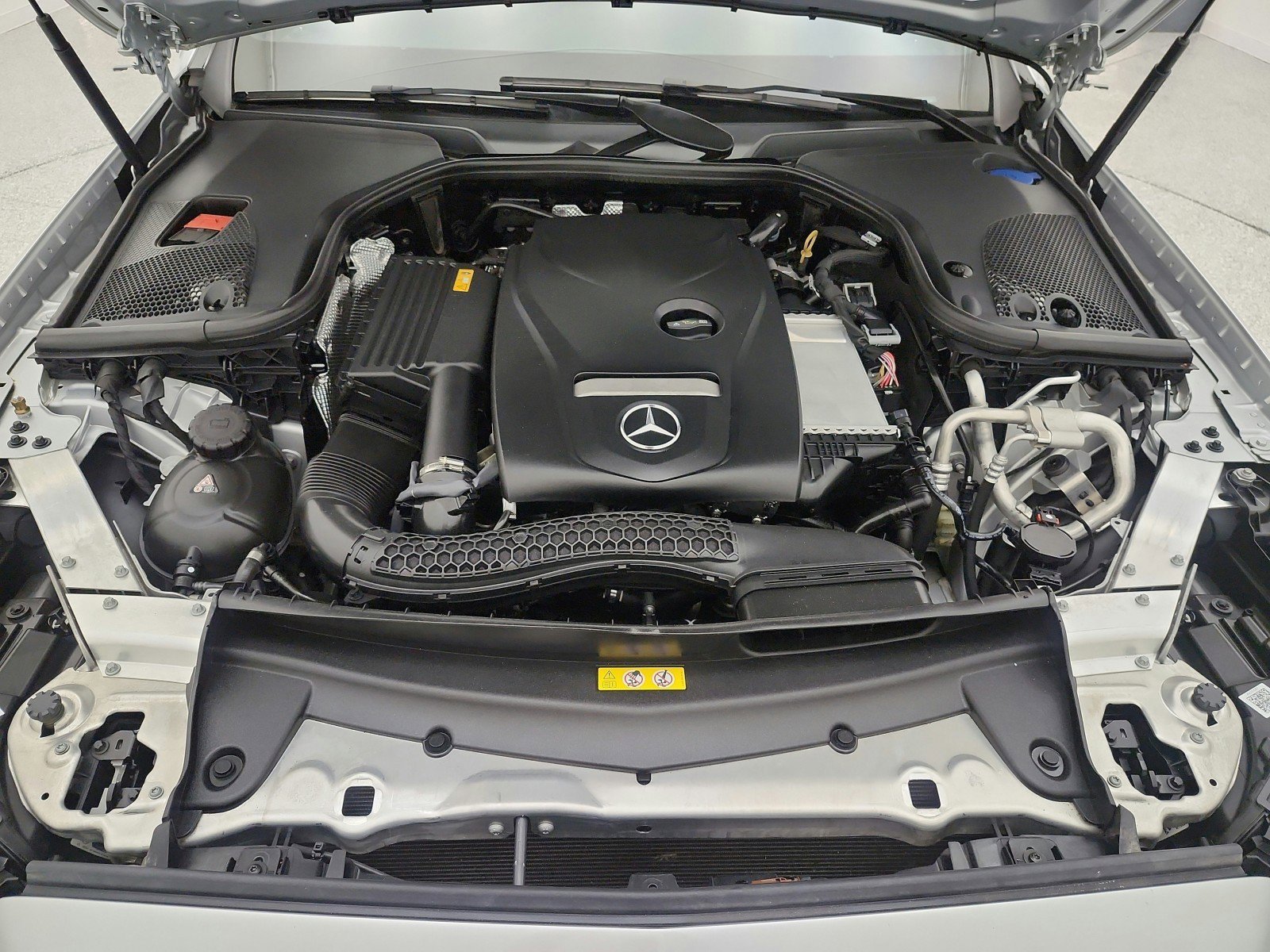 Used 2019 Mercedes-Benz E 300 image 14