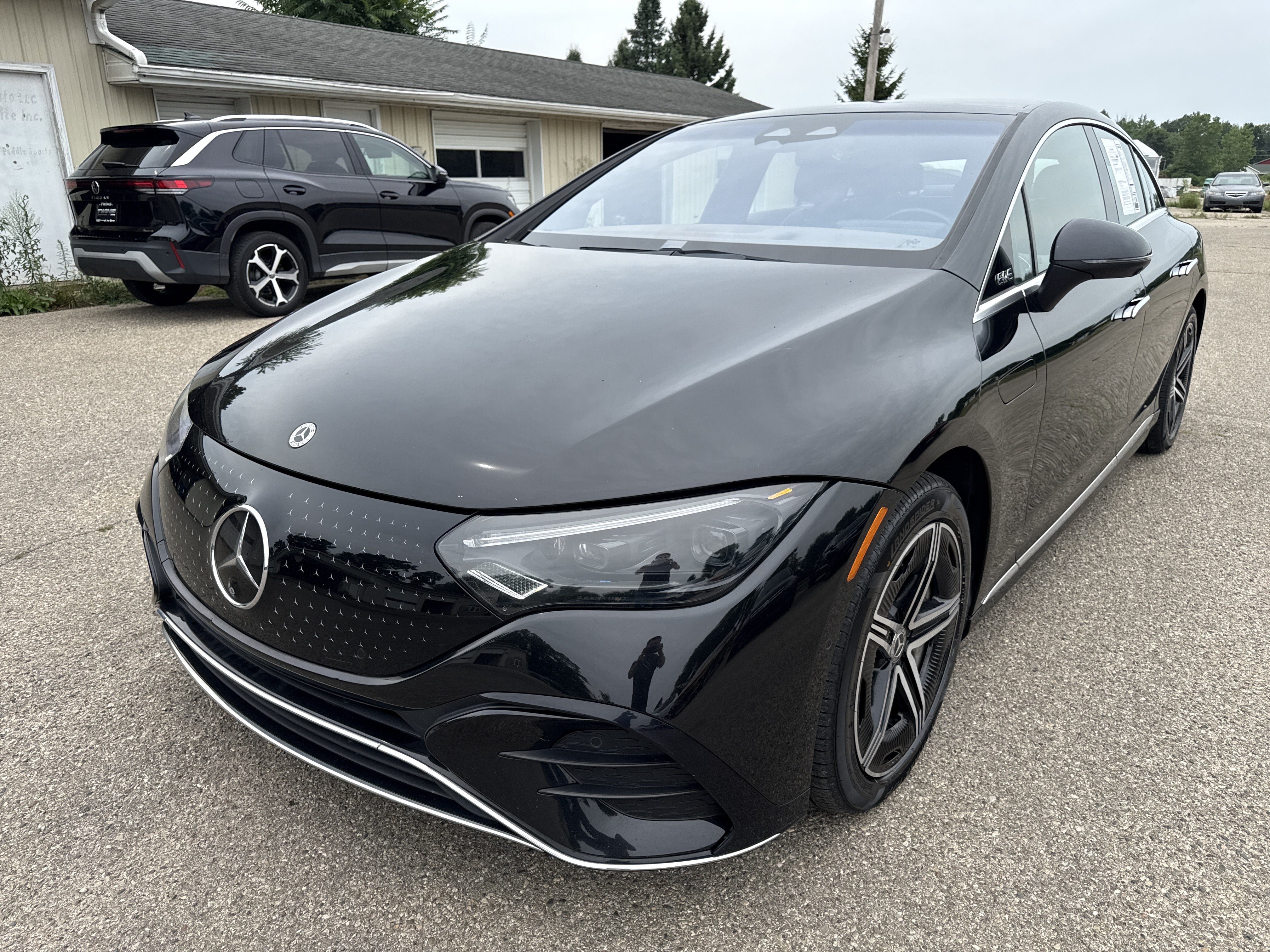 Used 2023 Mercedes-Benz EQE 350+ 4MATIC Sedan image 9