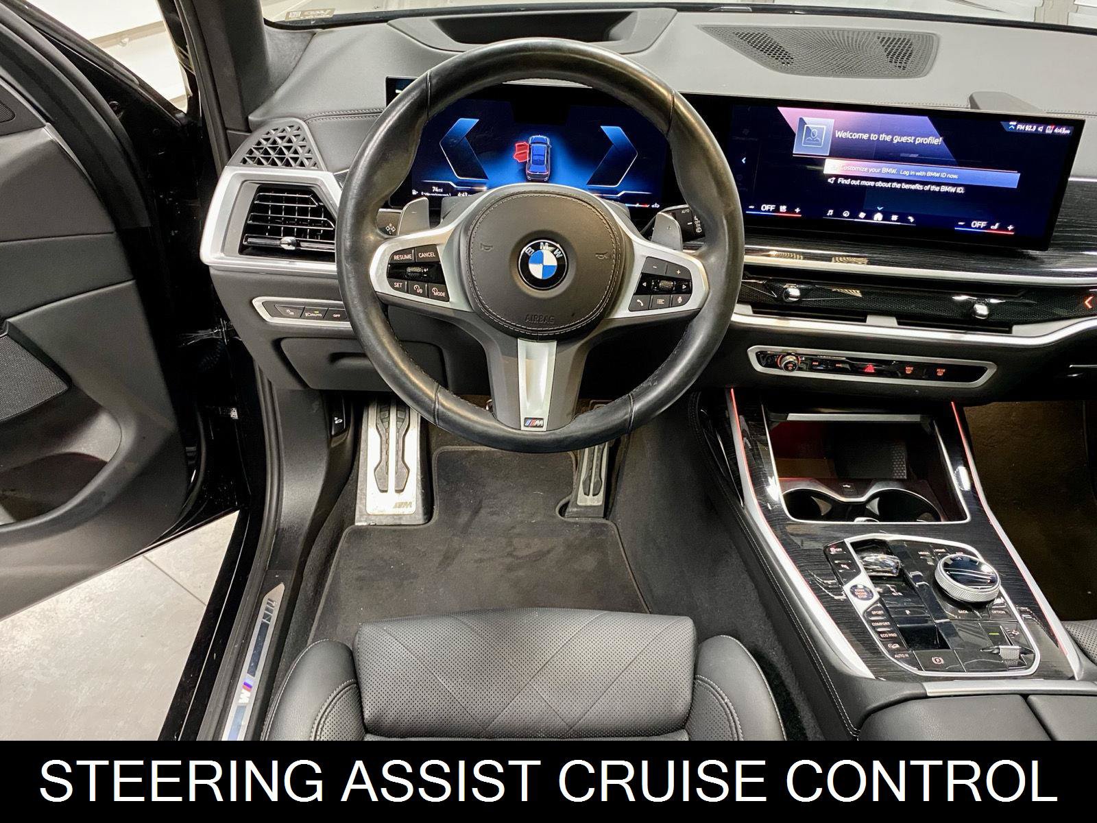 Used 2024 BMW X7 xDrive40i w/ M Sport Package AWD/4WD image 2