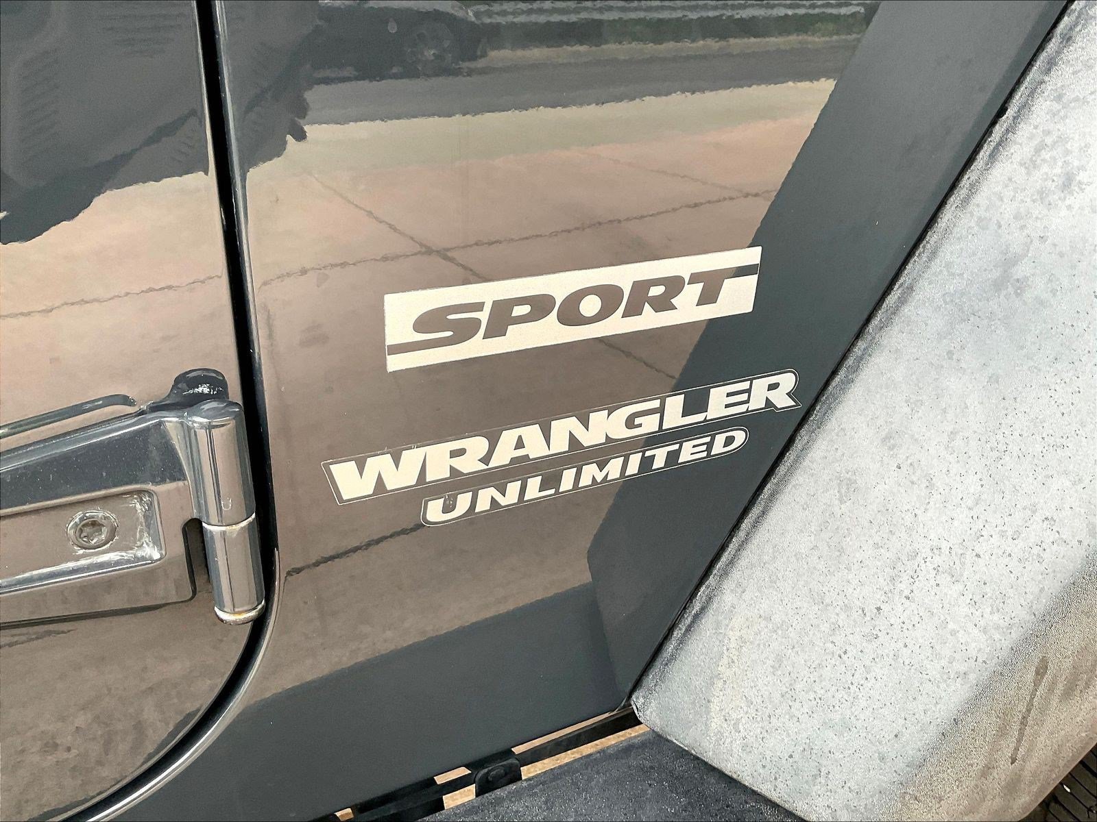 Used 2017 Jeep Wrangler Unlimited Sport w/ Quick Order Package 24S AWD/4WD image 23