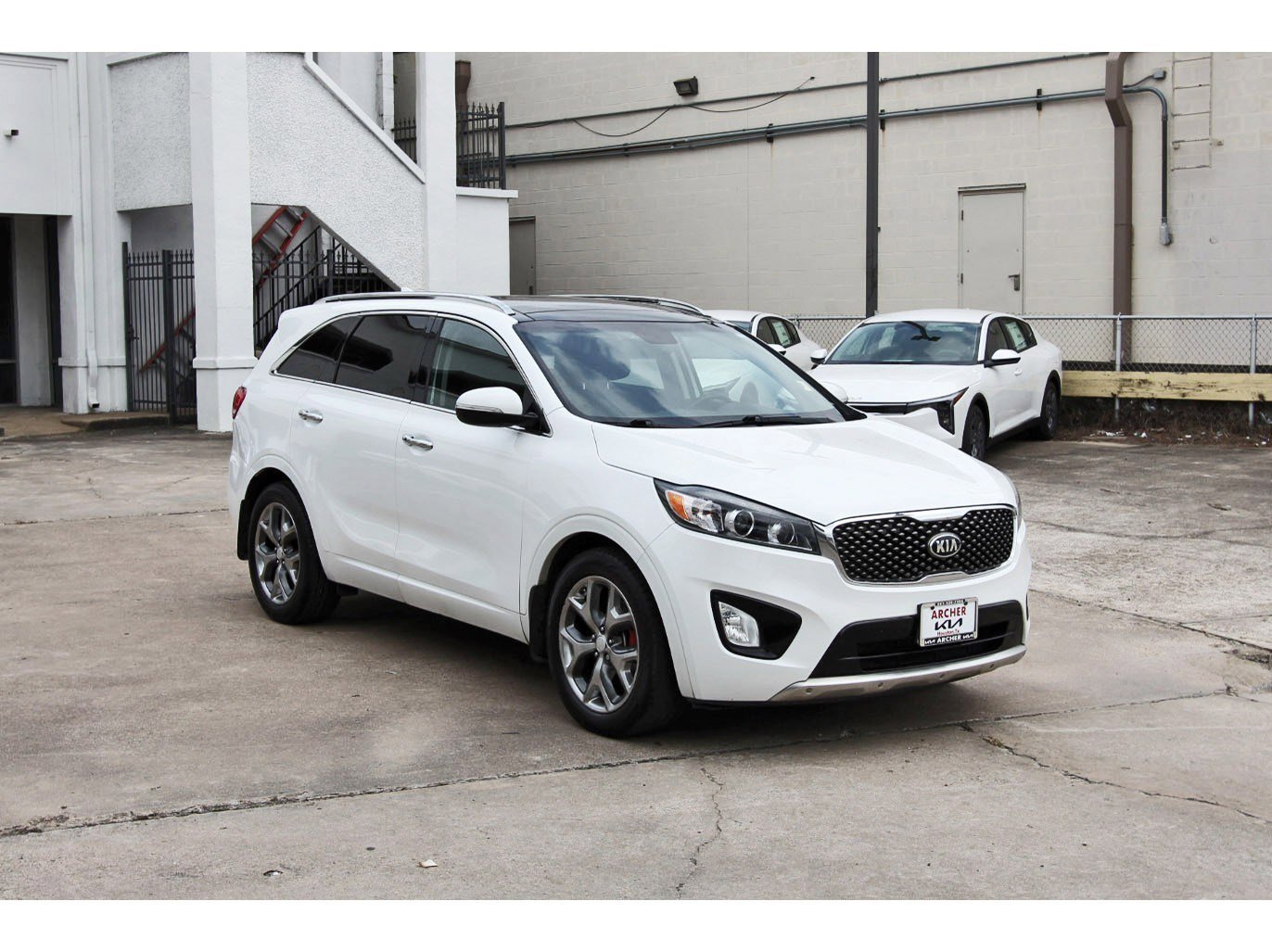 Used 2016 Kia Sorento SX FWD image 9