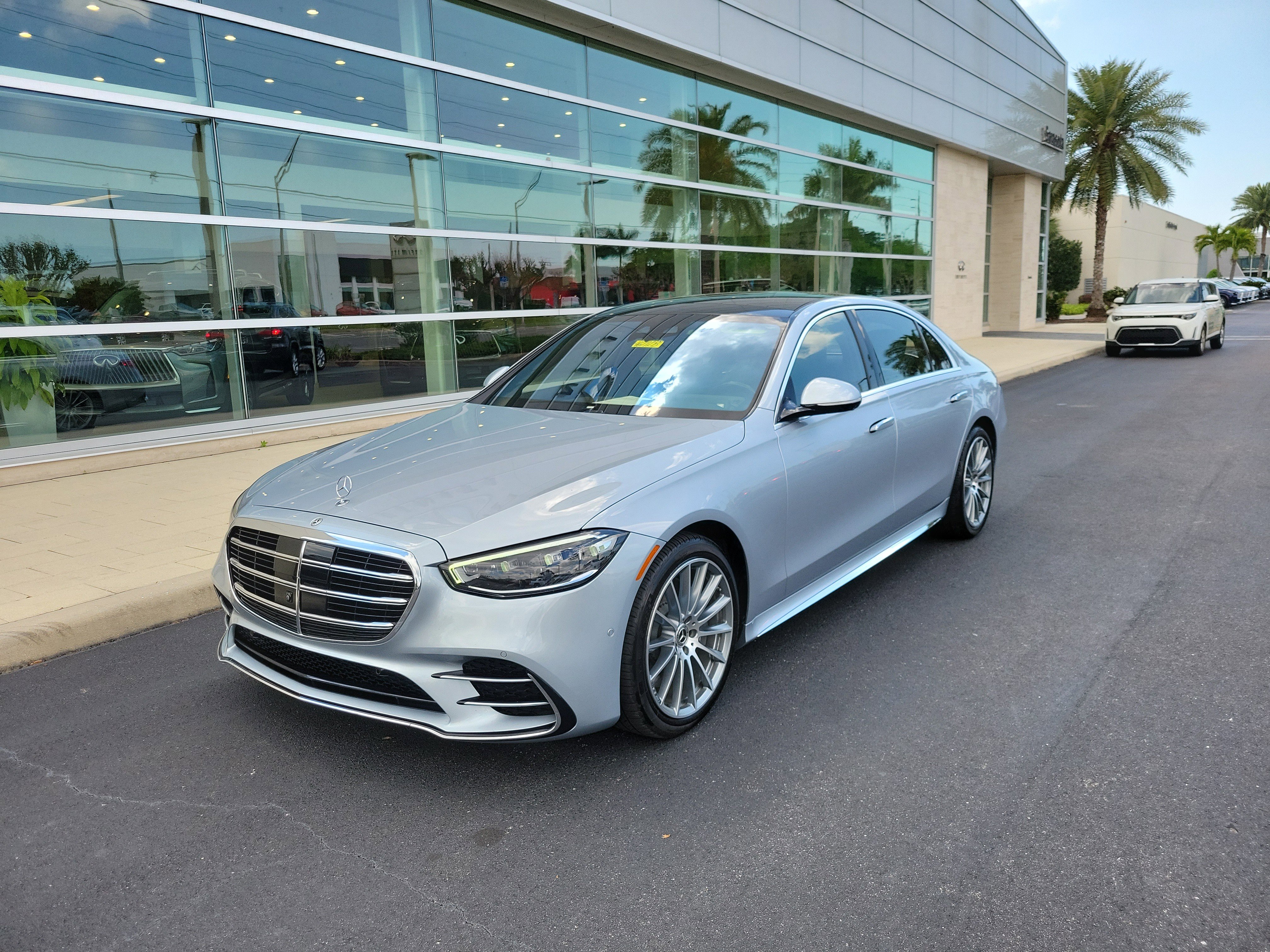 Used 2021 Mercedes-Benz S 500 4MATIC image 8