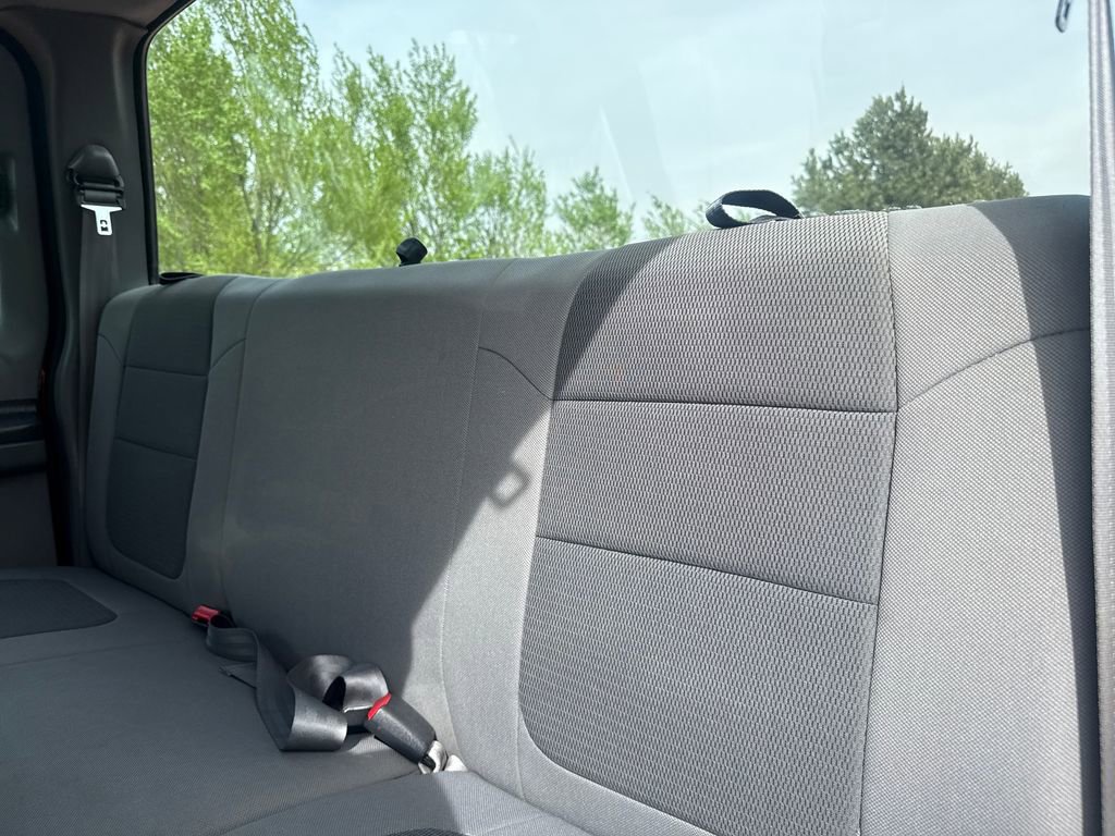 Used 2004 Ford F250 4x4 SuperCab Super Duty image 18