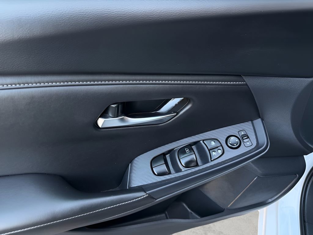 Used 2023 Nissan Sentra SV image 16