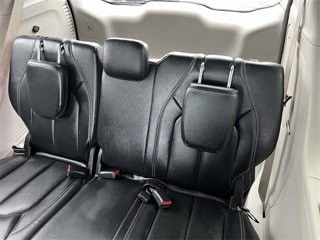 Certified 2022 Chrysler Pacifica Touring-L w/ Uconnect Theater Family Group image 25