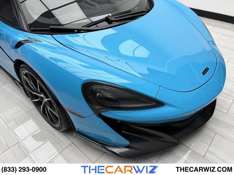 Used 2019 McLaren 600LT RWD image 2