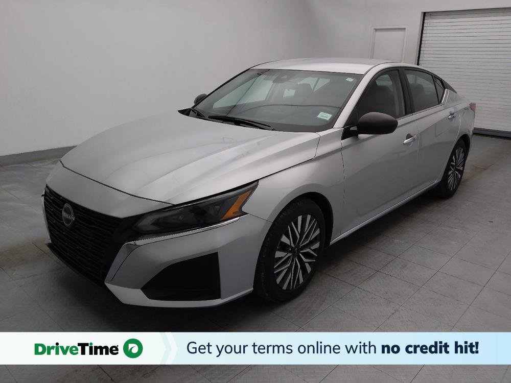 Used 2024 Nissan Altima 2.5 SV image 1