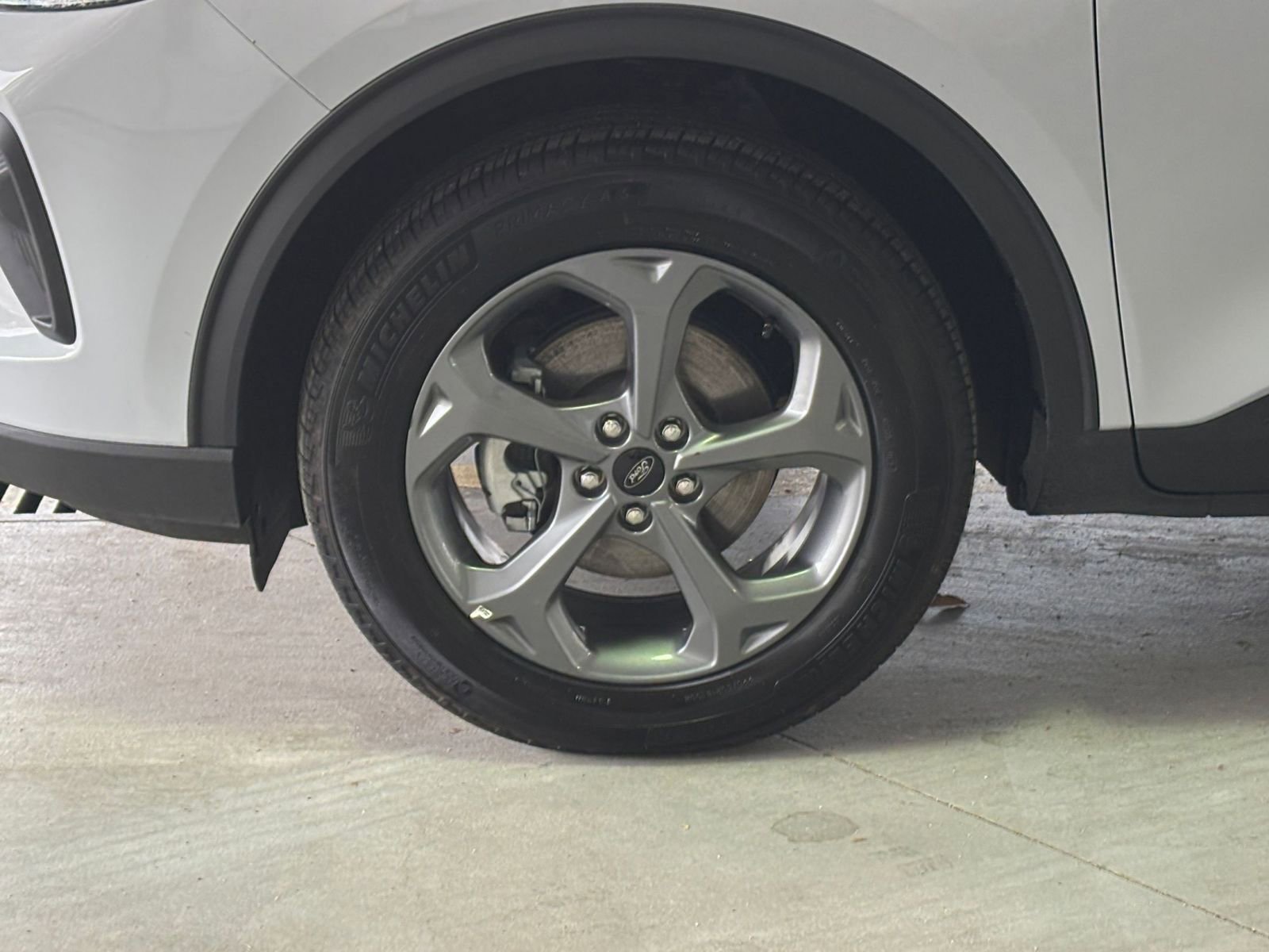 Used 2025 Ford Escape ST-Line image 34