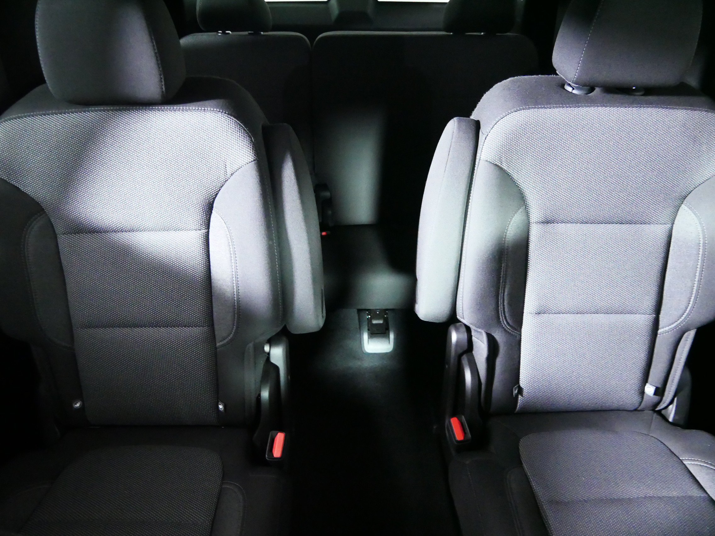 Used 2023 Chevrolet Traverse LT FWD image 13