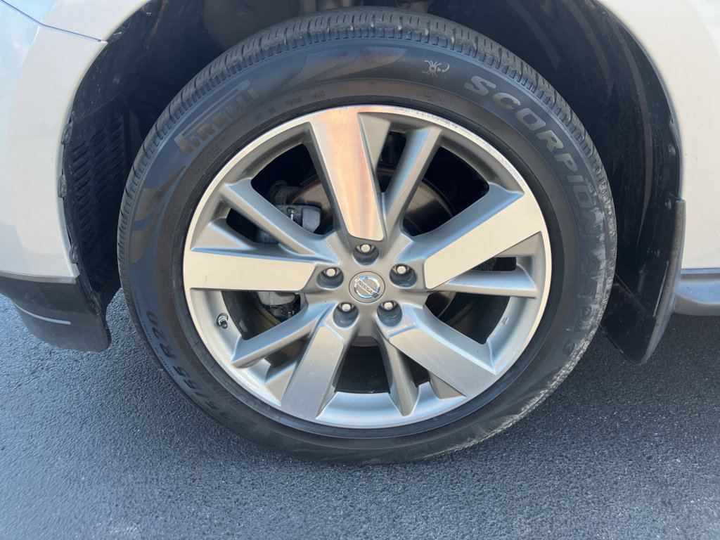 Used 2016 Nissan Pathfinder Platinum AWD/4WD image 10