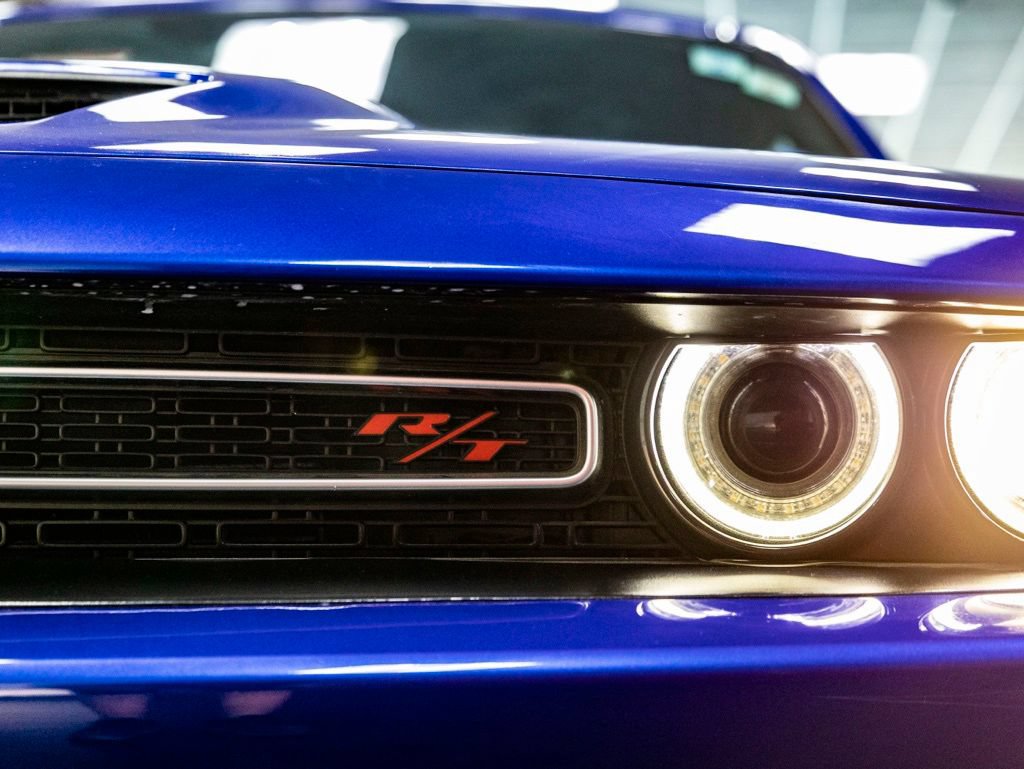 Used 2019 Dodge Challenger R/T RWD image 11