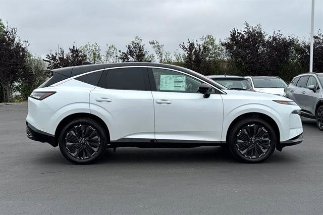 New 2025 Nissan Murano Platinum w/ Cargo Package image 3