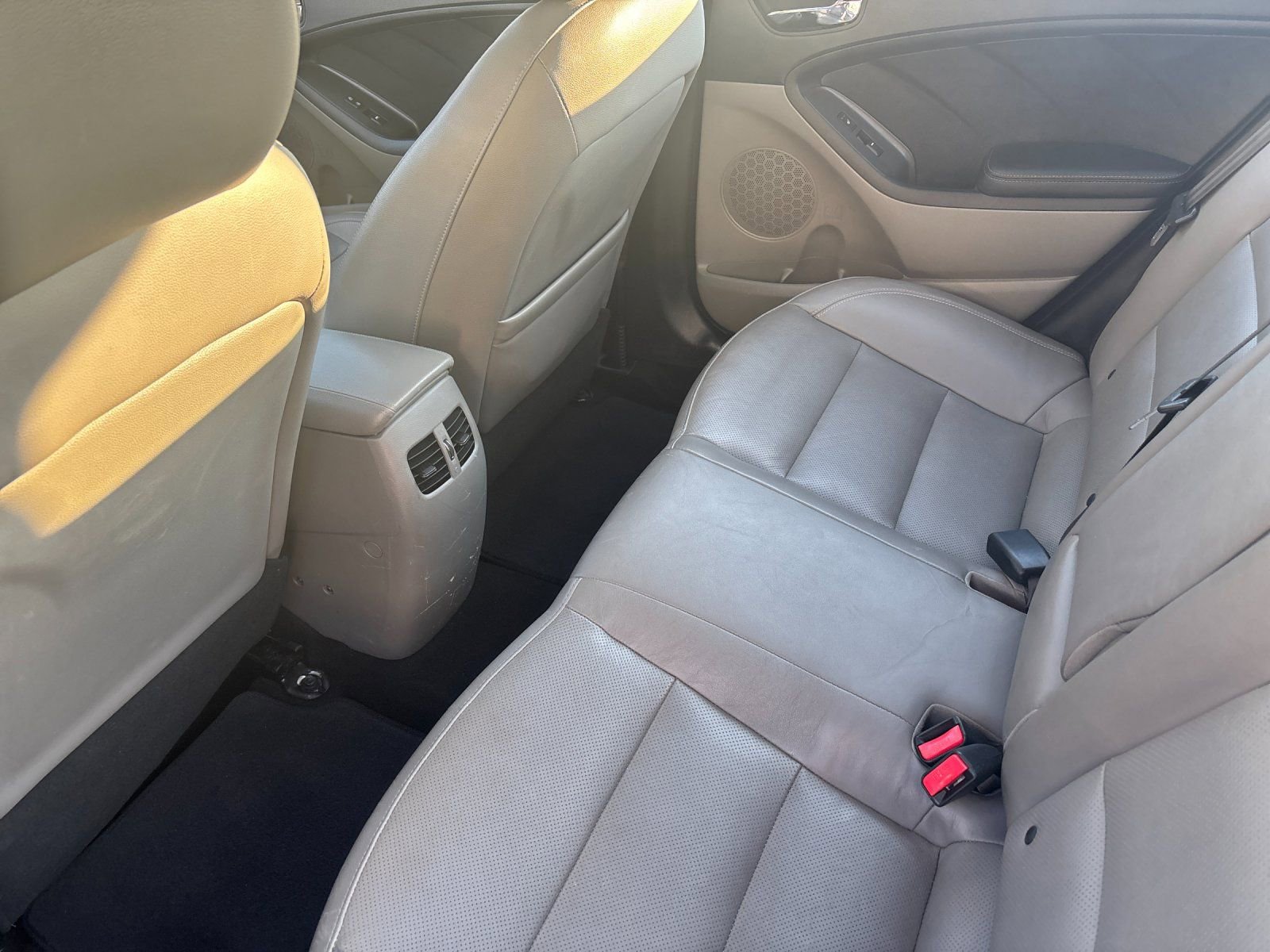 Used 2015 Kia Forte EX w/ Premium Package image 13