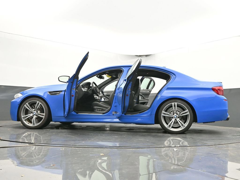 Used 2013 BMW M5 image 64