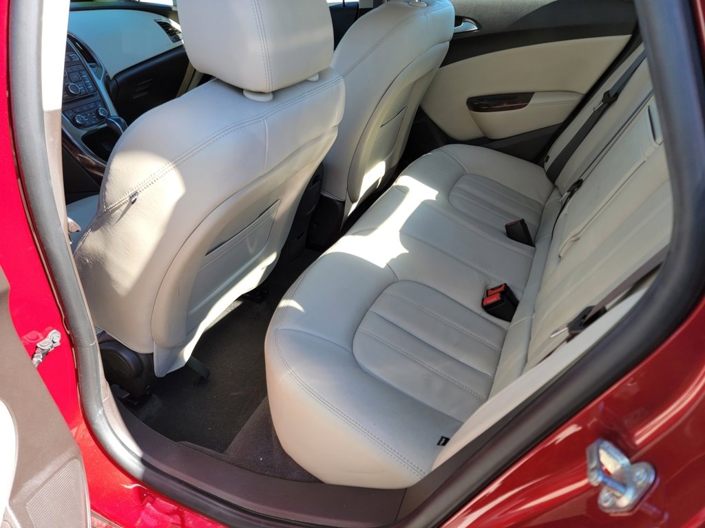Used 2014 Buick Verano Leather image 12