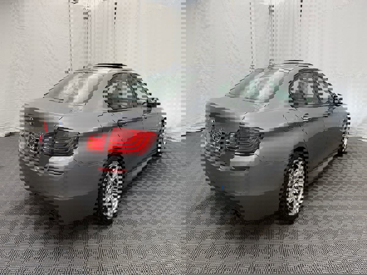 Used 2016 BMW 535i xDrive Sedan image 5