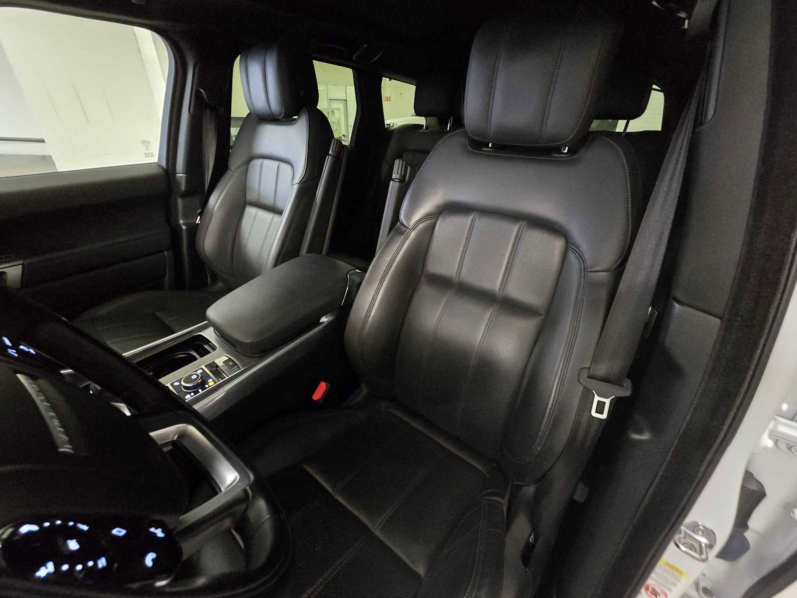 Used 2019 Land Rover Range Rover Sport Supercharged AWD/4WD image 22