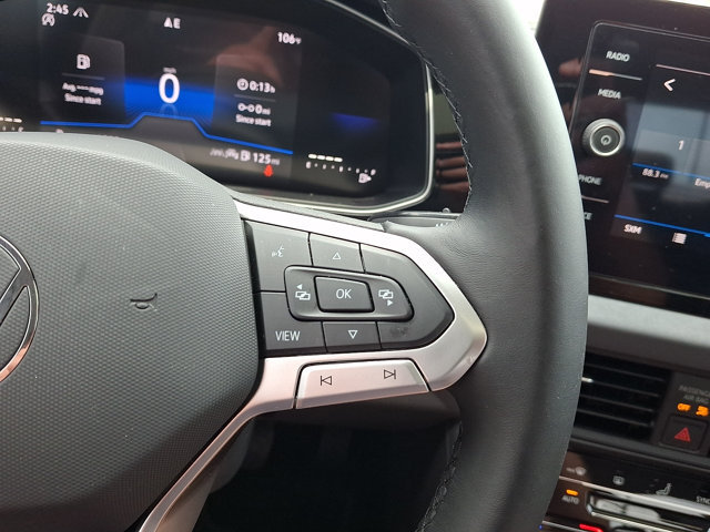 Used 2025 Volkswagen Jetta SE FWD image 22