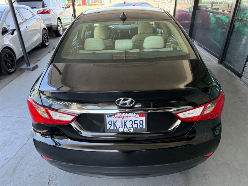 Used 2014 Hyundai Sonata GLS w/ Popular Equipment Group 2 FWD image 14