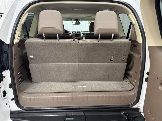 Used 2019 Lexus GX 460 Luxury AWD/4WD image 25