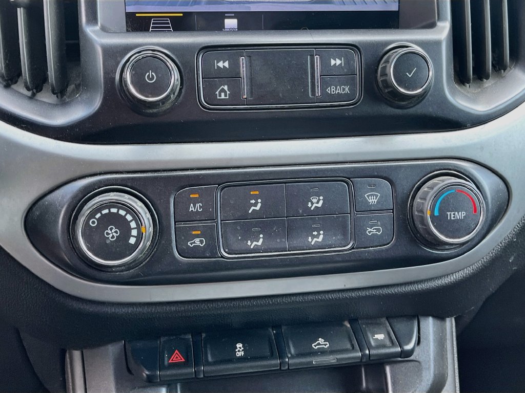 Used 2020 Chevrolet Colorado LT AWD/4WD image 15