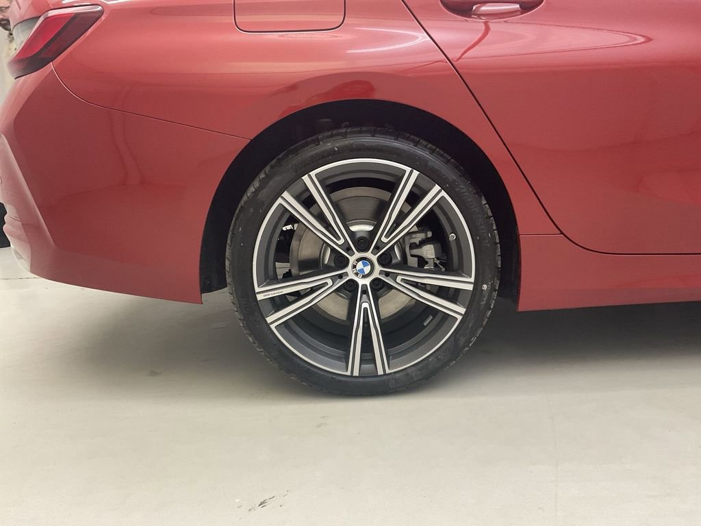 Used 2023 BMW 330i xDrive Sedan w/ Driving Assistance Package image 11