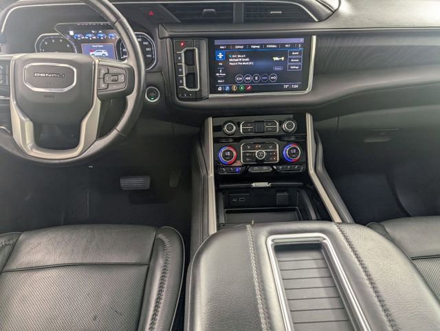 Used 2021 GMC Yukon XL Denali w/ Advanced Technology Package image 27