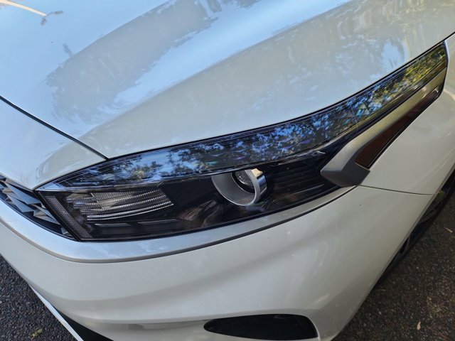 Used 2024 Kia Forte LXS image 5