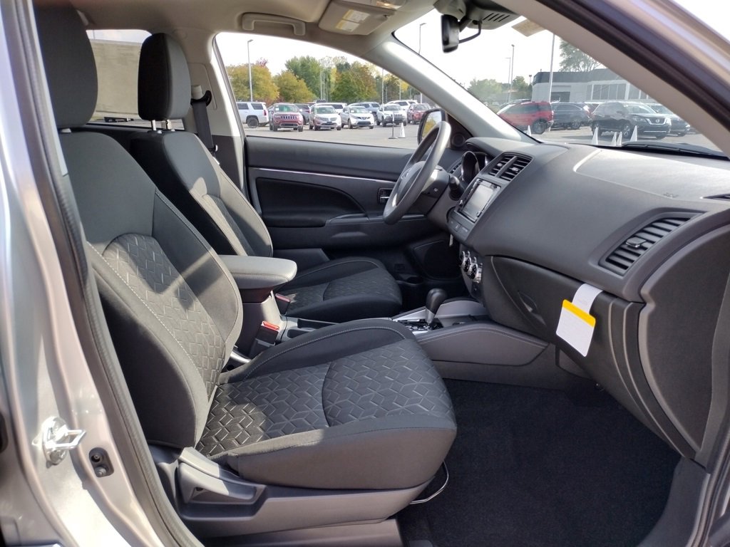 New 2025 Mitsubishi Outlander Sport ES image 10