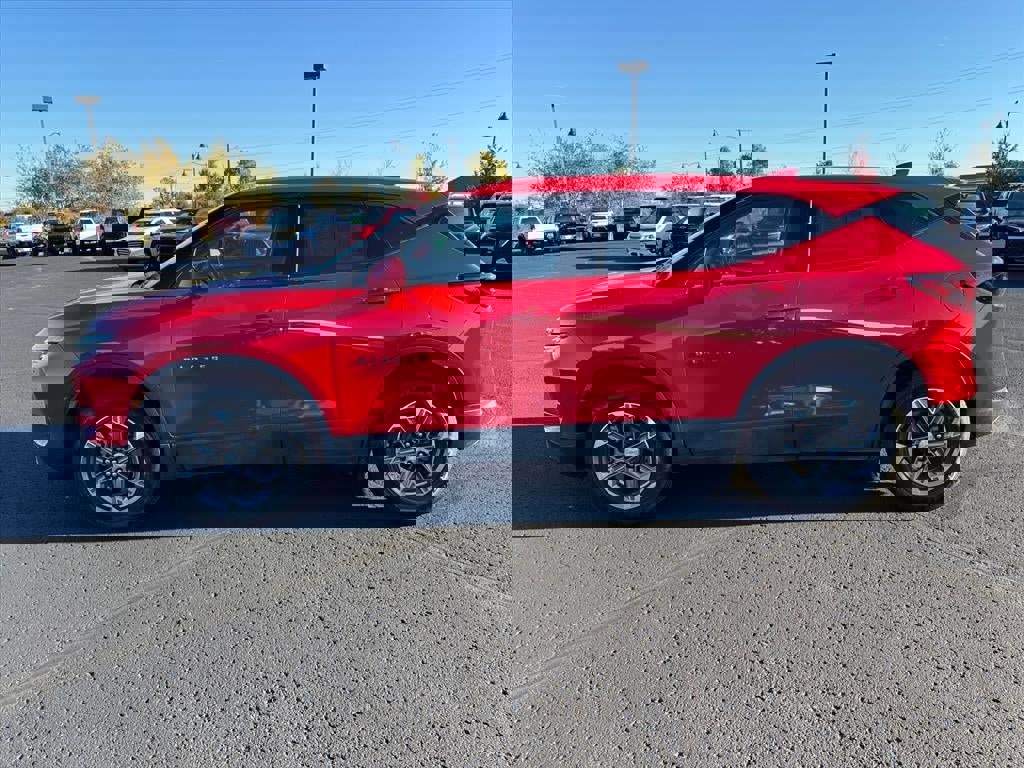 Certified 2023 Chevrolet Blazer LT w/ Driver Confidence Package image 2