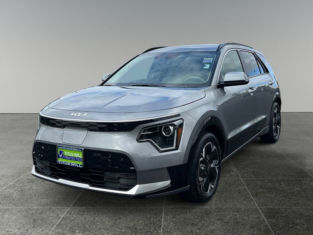 Used 2023 Kia Niro Wind w/ Wind Preserve Package FWD image 3