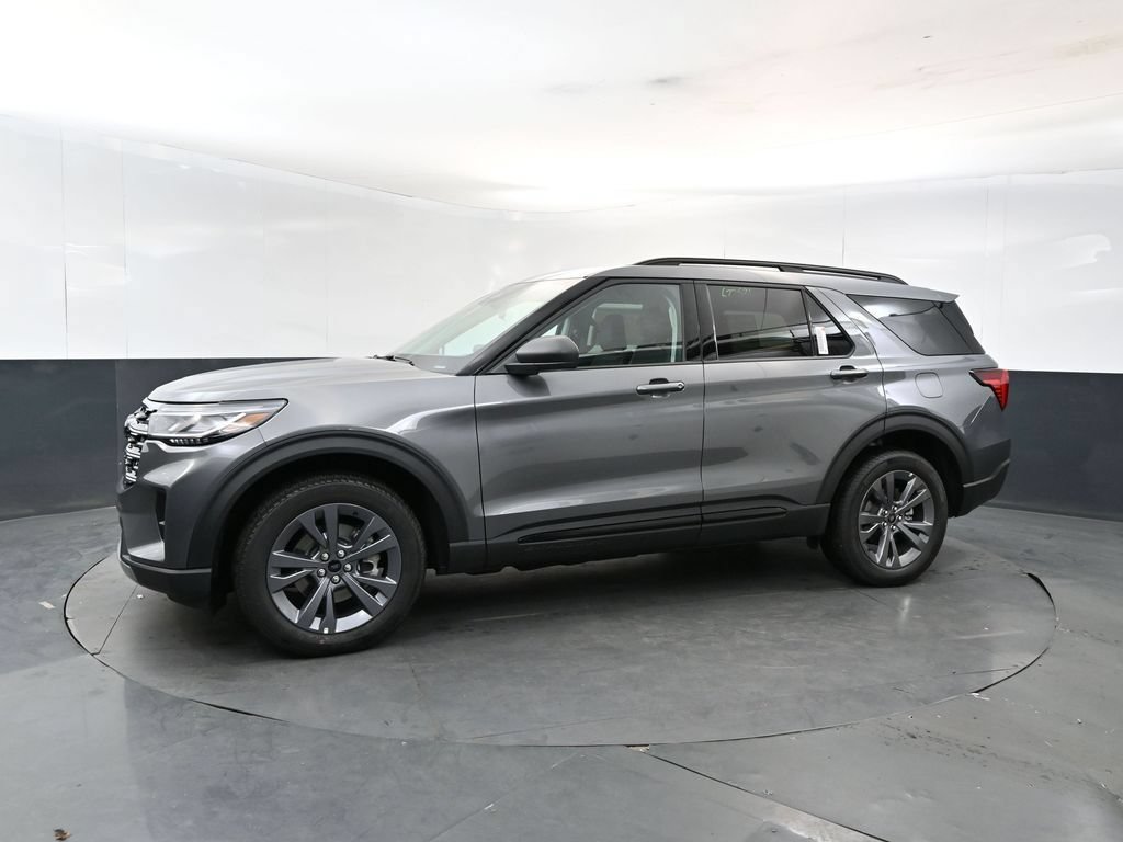 New 2026 Ford Explorer Active w/ Active Comfort Package AWD/4WD image 2