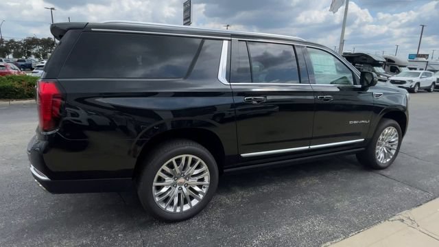 New 2026 GMC Yukon XL Denali w/ Sun & Power Step Package AWD/4WD image 2