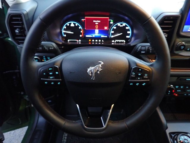 Used 2024 Ford Bronco Sport Outer Banks image 27