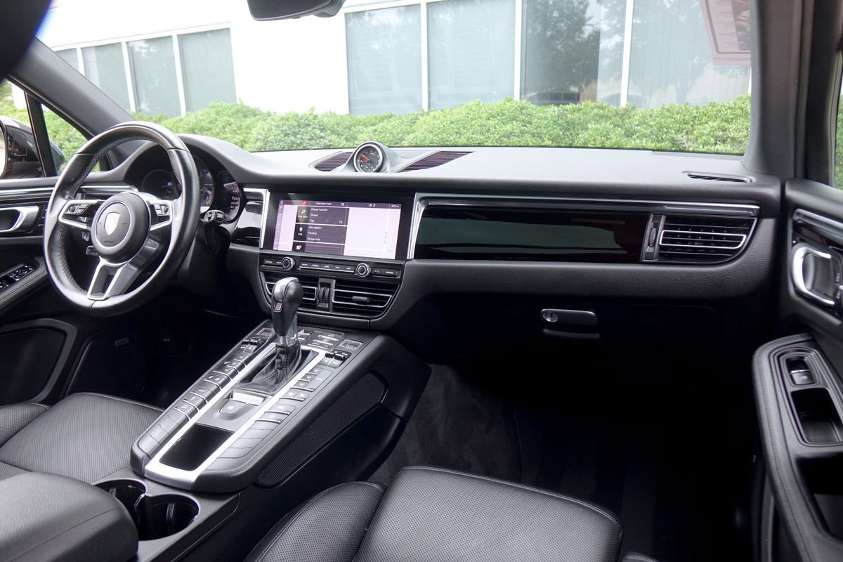 Used 2019 Porsche Macan AWD/4WD image 7