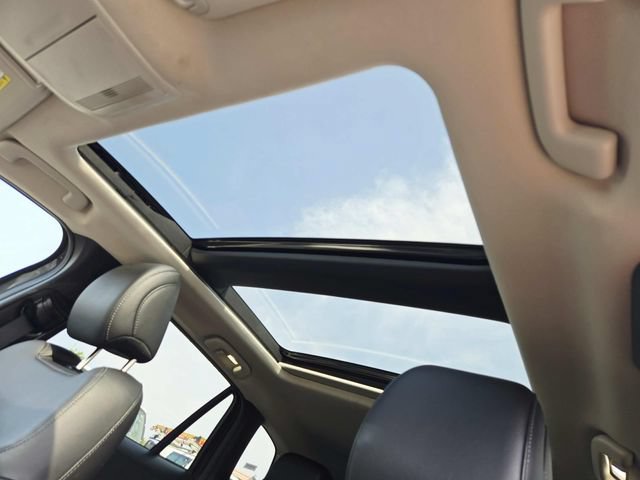 Certified 2025 MAZDA CX-50 AWD 2.5 Hybrid w/ Premium Pkg image 6