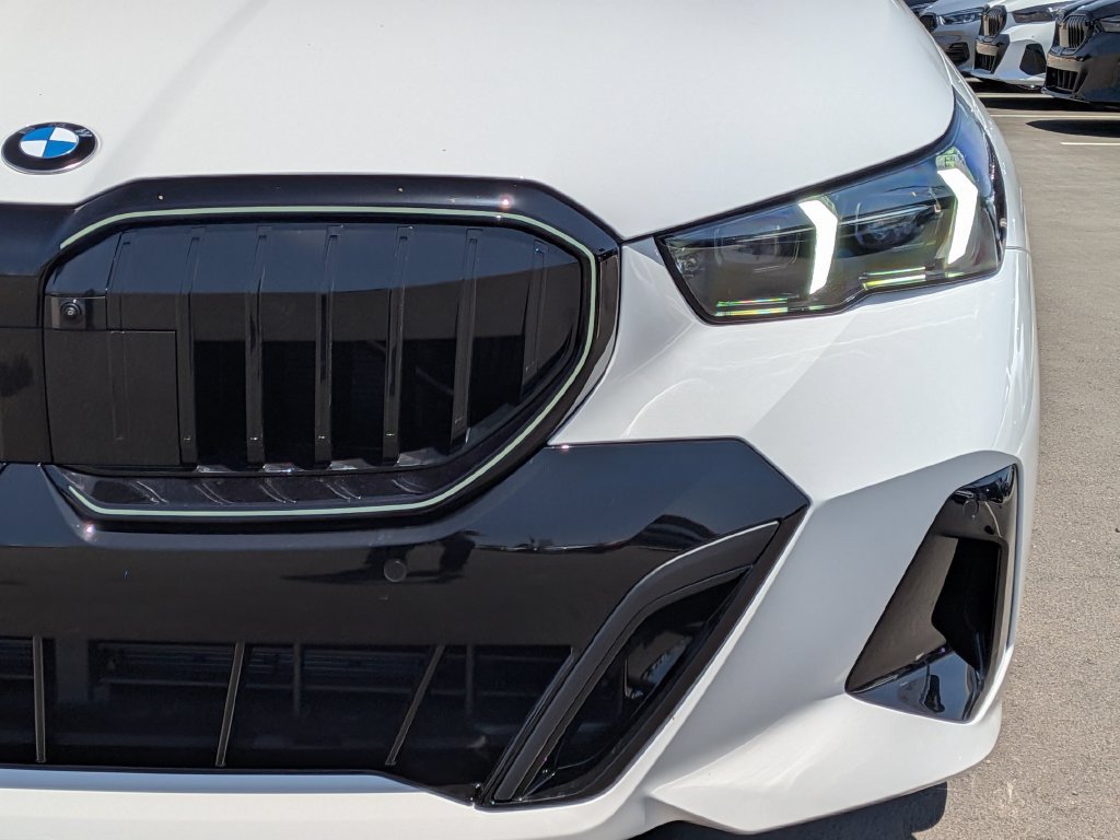 New 2027 BMW 530i w/ M Sport Package RWD image 20