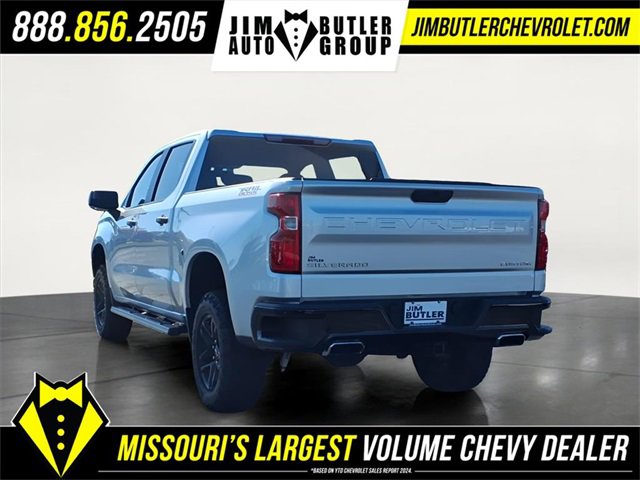 Used 2020 Chevrolet Silverado 1500 Custom Trail Boss w/ Custom Convenience Package image 2