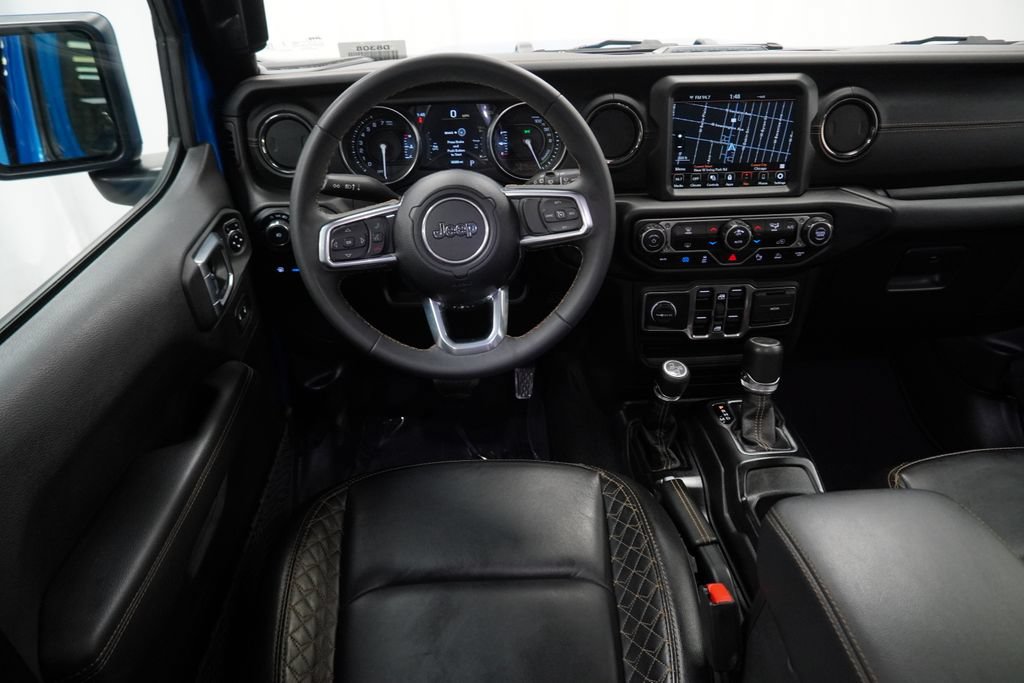 Used 2023 Jeep Wrangler Unlimited Sahara AWD/4WD image 22
