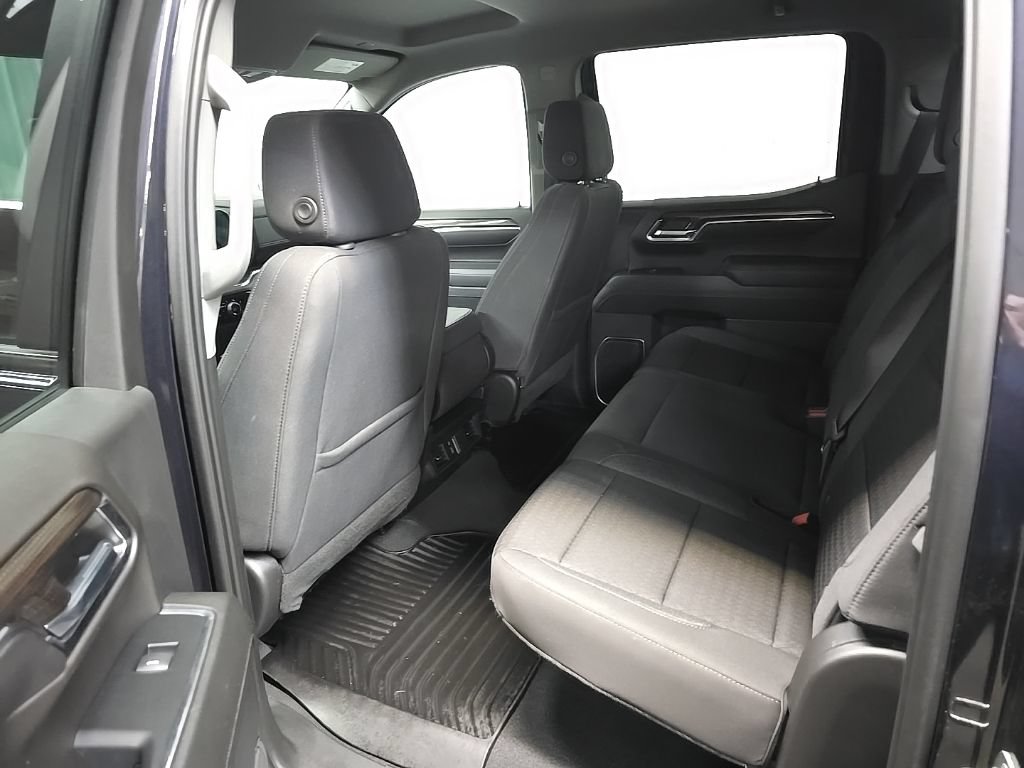 Used 2023 Chevrolet Silverado 1500 RST AWD/4WD image 33